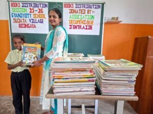 livres de classe achetés et distribués aux enfants