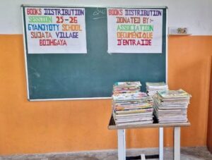 livres de classe achetés et distribués aux enfants